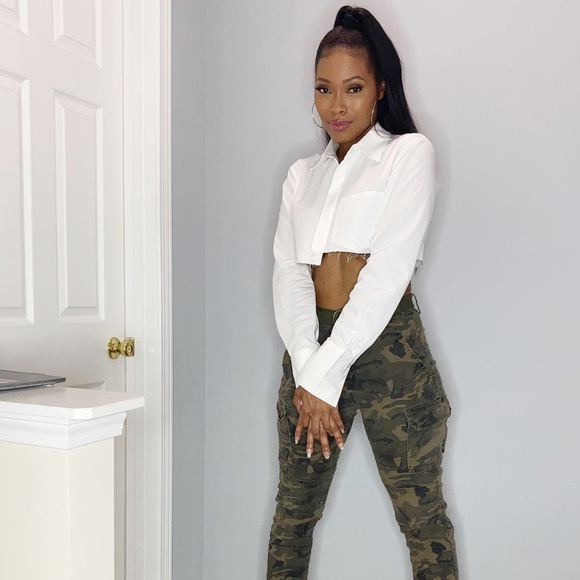 A Shené Collection Tops - A Shené Collection Pam Cropped Shirt